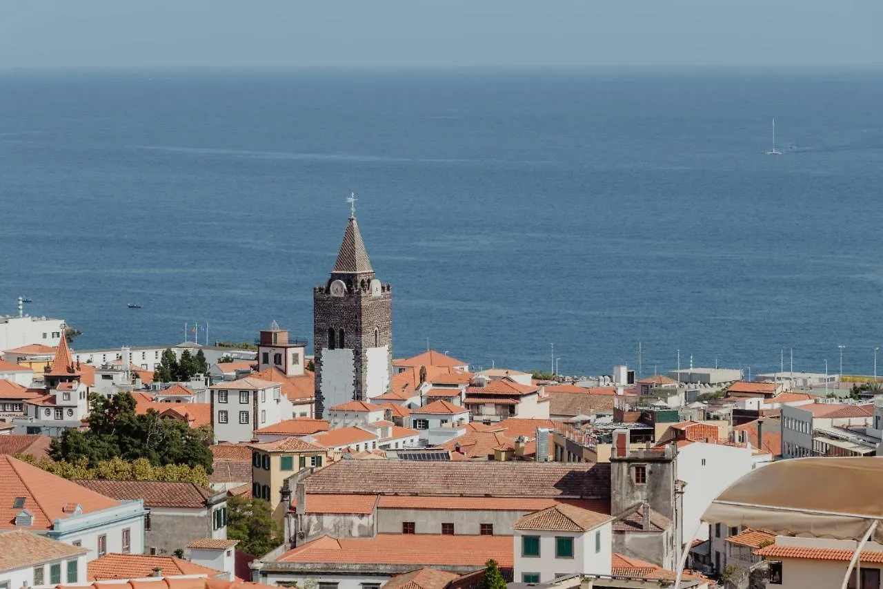 Colina Mar Apartment Funchal  Funchal (Madeira)